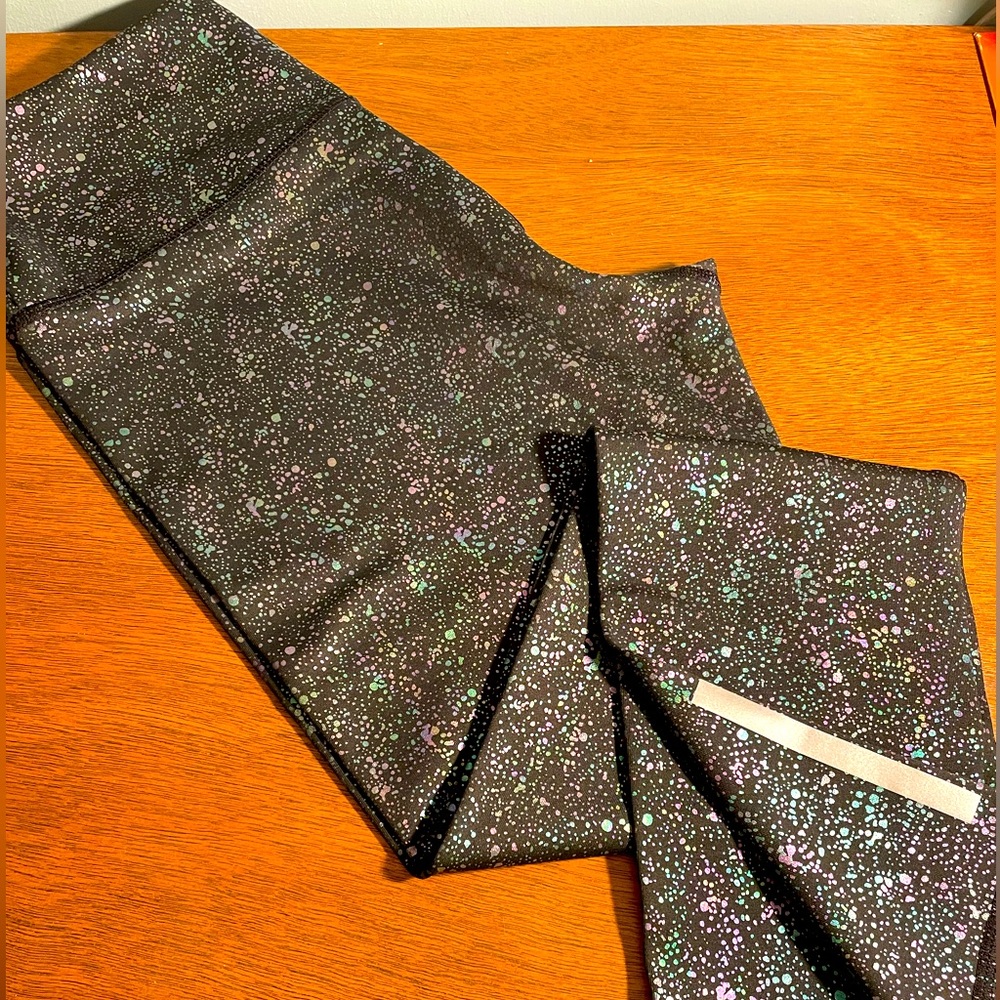 Zyia Black Reflective Light n Tights 7/8 Size 6-8